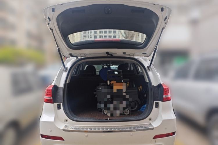 Used Haval H2 2016 Red-Label 1.5T Manual Two-Wheel Drive Luxury Model