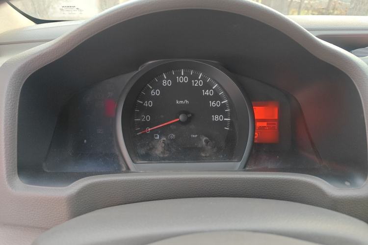 Used Nissan NV200 2016 Revised Version 1.6L CVT Luxury Edition
