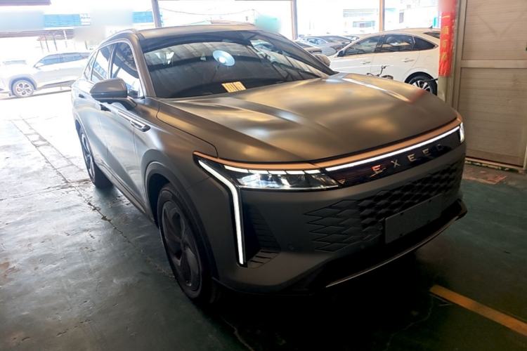 Ojetý EXEED Stellar 2023 400T Two-Wheel Drive Luxury Edition