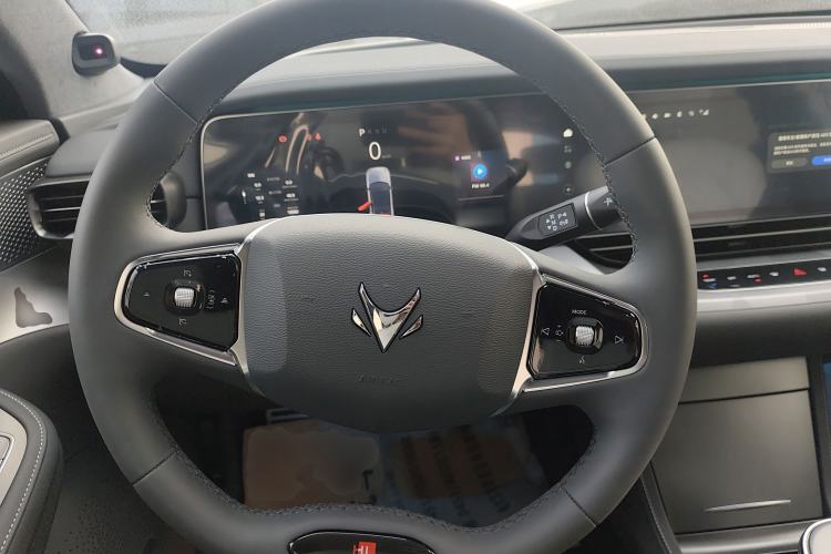 Used ARCFOX Alpha S6 2025 602 with Three LiDAR Sensors