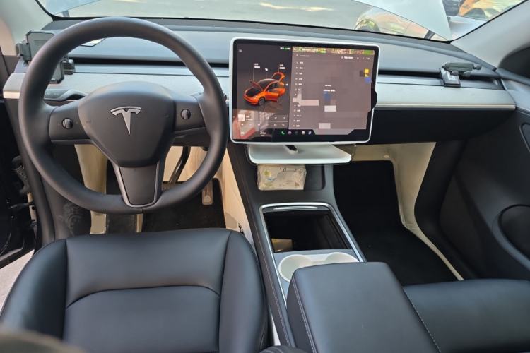 Used Tesla Model Y 2024 Rear-Wheel-Drive Version
