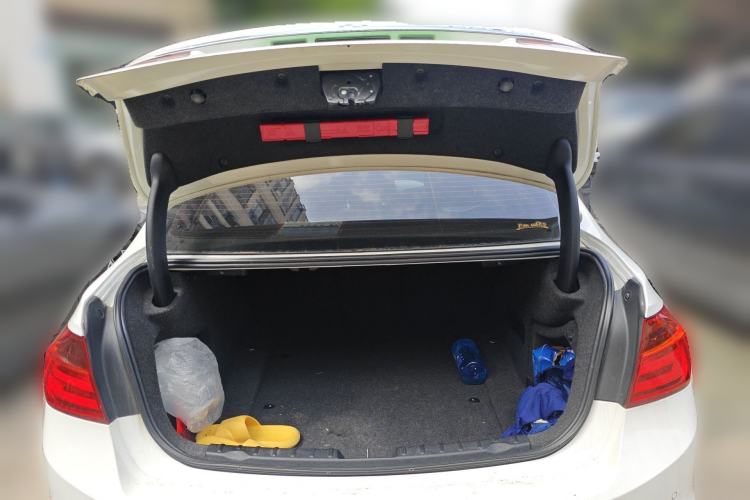 Used BMW 3 Series 2014 320Li Fashion Model Trunk