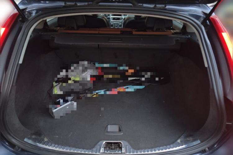 Used Volvo V60 2014 Restyled T5 Zhiya Edition Trunk