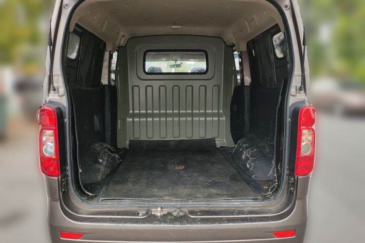 Used CHANGAN KAICHENG Ruixing M60 2020 1.5L Standard Version China VI Van with 5 Seats Equipped with DAM15KR Trunk