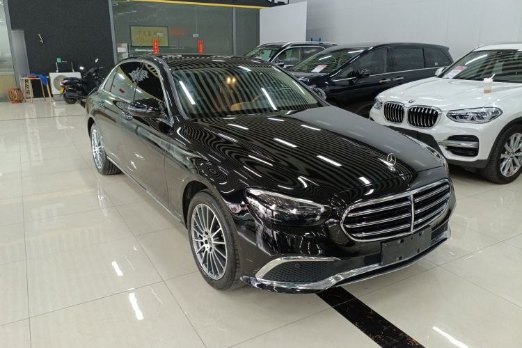 Used Mercedes-Benz E-Class 2022 Updated E 260 L Front Right 45 Deg