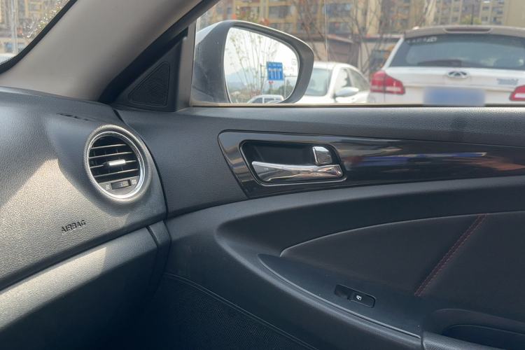 Used CHANGAN Eado 2013 1.6L Automatic Junku Model China IV Standard Exterior 12