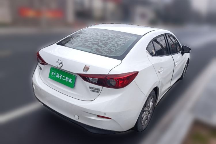 Used Mazda Mazda 3 Axela 2014 Sedan 1.5L Automatic Luxury Model
