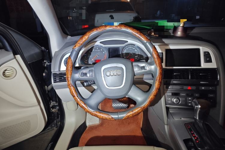 Used Audi A6L 2011 2.0 TFSI Automatic Standard Edition
