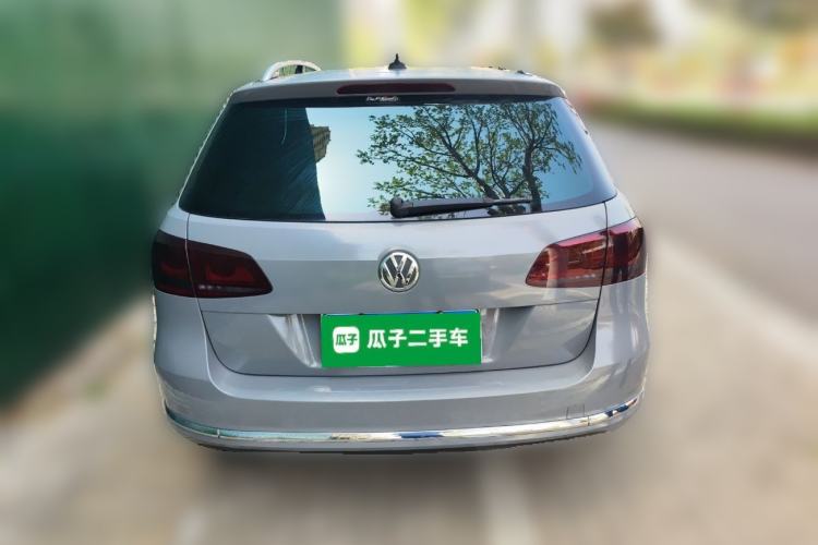 Used Volkswagen Magotan 2012 Travel Edition 2.0 TSI Luxury Version
