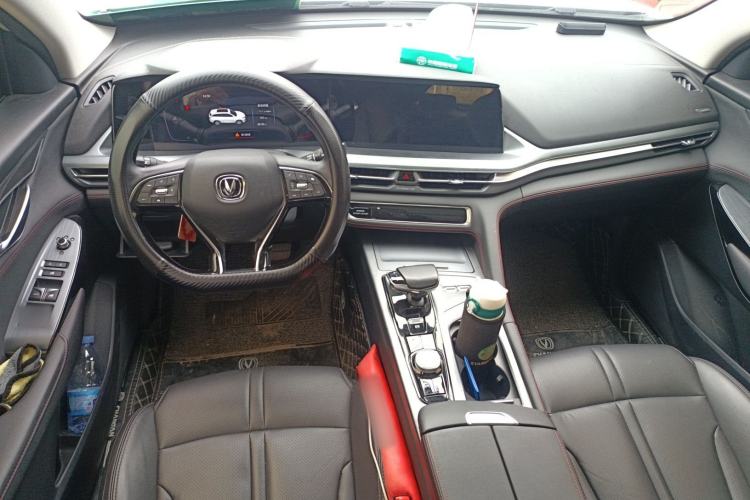 Used CHANGAN CS75 PLUS 2022 1.5T Automatic Luxury Model Center Console