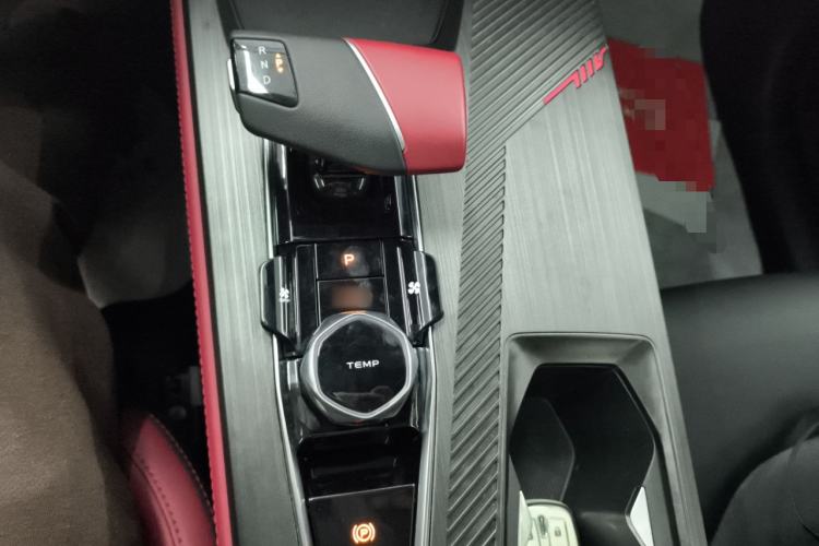 Used Oshan Z6 2023 Blue Whale 1.5T DCT Smart Luxury Model
