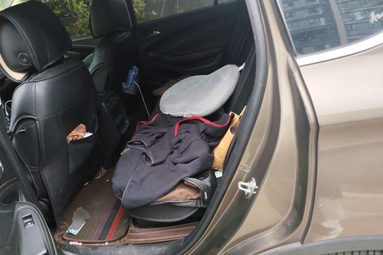 Used Buick Envision 2015 20T Two-Wheel-Drive Leading Model