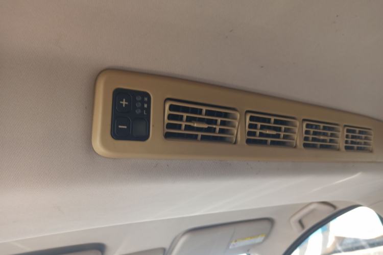 Used Dongfeng Fengon 370 2016 1.5L Manual Luxury Version SFG15-05 7 Seats