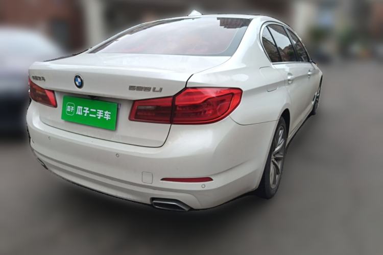 Used BMW 5 Series 2018 528Li Launch Special Edition Rear Right 45 Deg