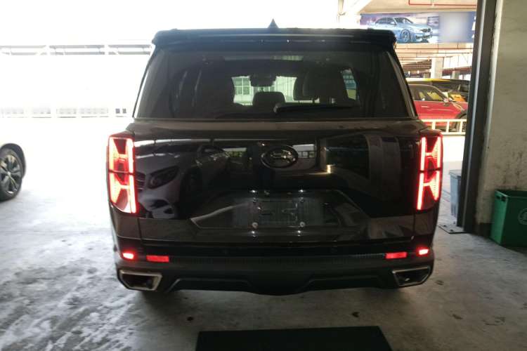 Used GAC Trumpchi GS8 2022 Flagship Series 2.0 TGDI Four-Wheel Drive Luxury Smart Connectivity Version (7 Seats)