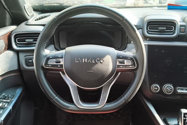 Used Lynk & Co 03 2019 1.5TD DCT JingPro Edition China VI Standard Steering Wheel