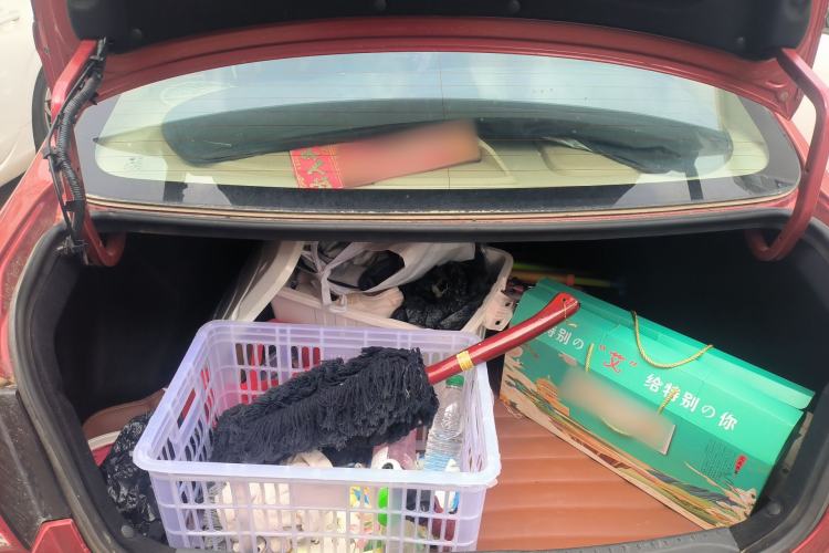 Used Great Wall C30 2013 New Vision Edition 1.5L Manual Fashion Model Trunk