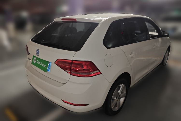 Used Volkswagen Santana 2015 HaoNa 1.6L Manual Fashion Edition Rear Right 45 Deg