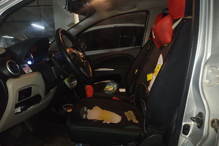 Used CHANGAN Benni mini 2012 1.0L IMT Navigation Version China IV Standard
