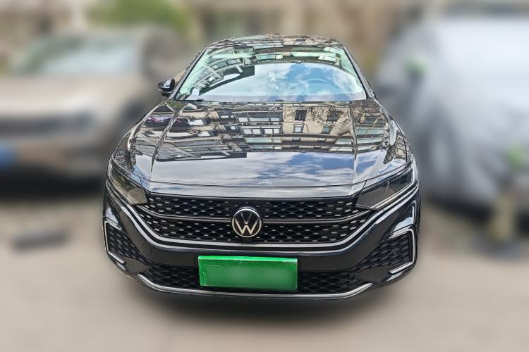 Used Volkswagen Passat 2024 330TSI Starry Elite Edition
