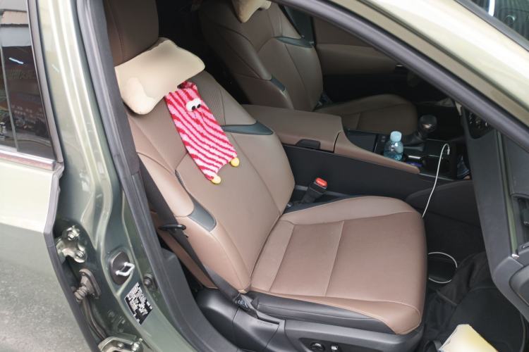 Used Lexus ES 2022 260 Excellence Edition Right Front Seat