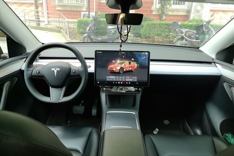 Used Tesla Model Y 2024 Rear-Wheel-Drive Version
