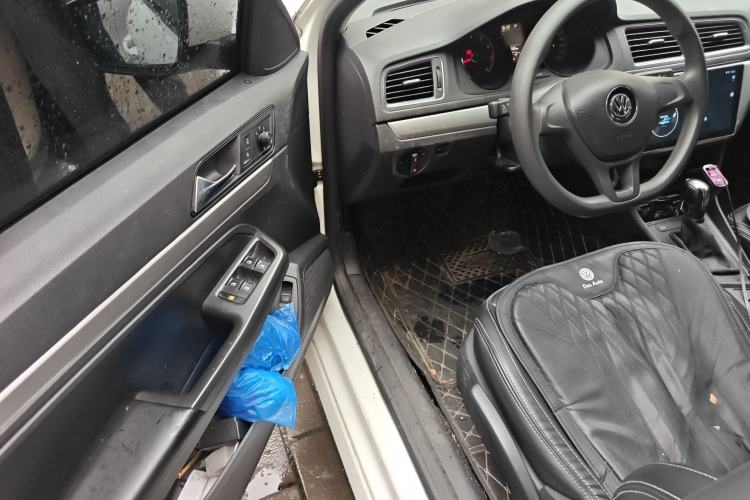 Used Volkswagen Lavida 2017 1.6L Automatic Fashion Edition
