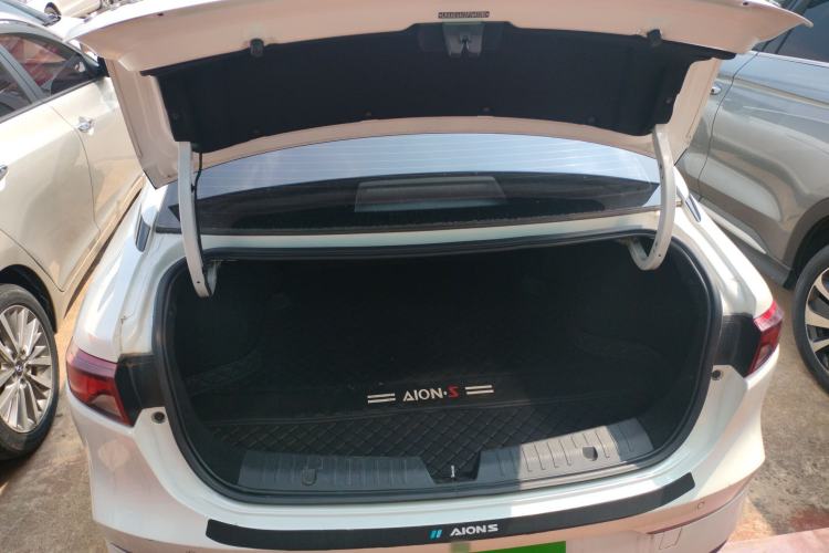 Used AION S 2022 Xuan 580 Pio 60kWh
