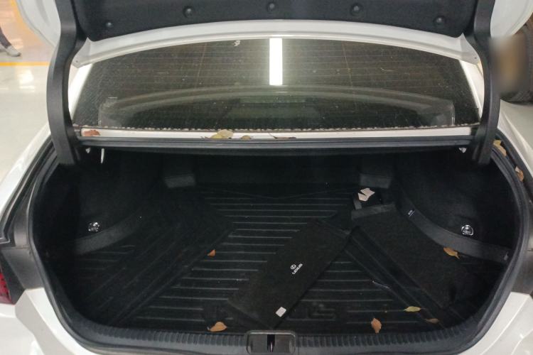 Used Lexus ES 2020 200 Excellence Edition Trunk