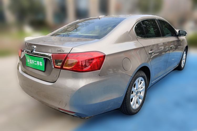 Used Roewe 950 2012 2.4L Luxury Edition
