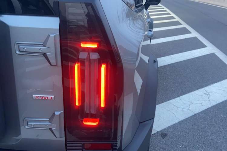 Used JETOUR Traveler 2023 2.0T All-Wheel-Drive Crosser