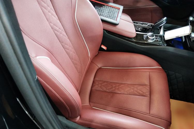 Used BMW 5 Series 2022 Restyled 530Li Leading Edition M Sport Package
