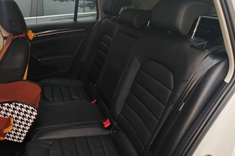 Used Volkswagen Golf 2014 1.4TSI Luxury Travel Edition