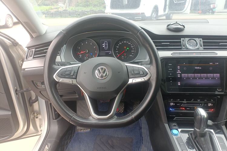 Used Volkswagen Magotan 2020 330TSI DSG Leading Model Steering Wheel