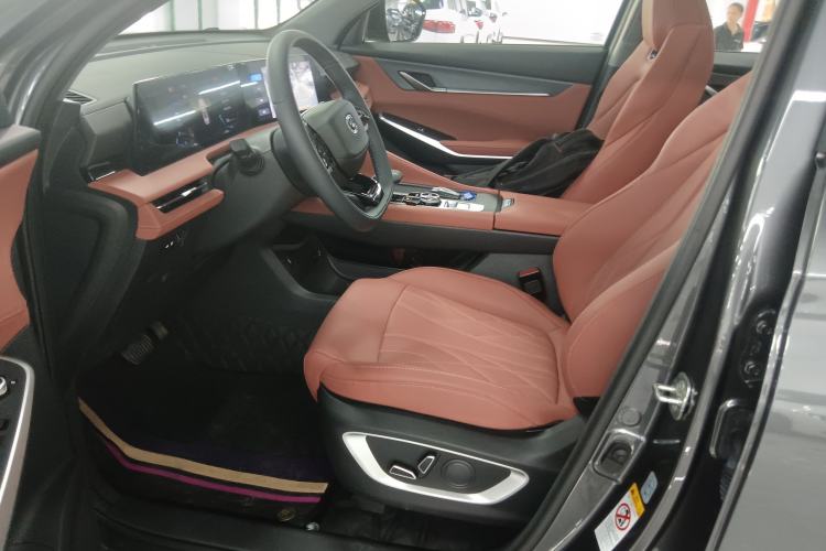 Used CHANGAN CS75 PLUS 2024 3rd Generation Champion Edition 1.5T Intelligent Drive Dynamic Model Left Front Seat