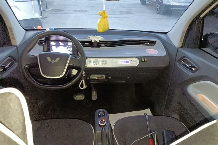 Used Wuling Hongguang MINIEV 2022 Macaron Premium Model – Lithium Iron Phosphate