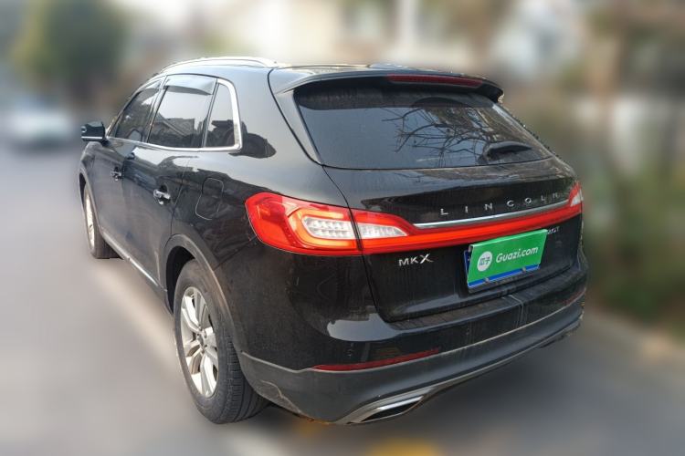 Used Lincoln MKX 2017 2.0T Two-Wheel Drive Deluxe Edition