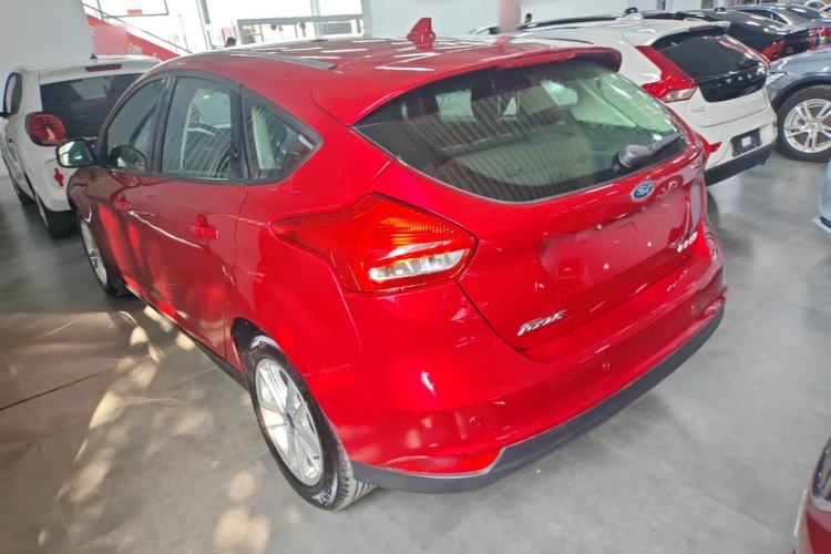 Used Ford Focus 2017 Hatchback 1.6L Automatic Fashion Edition Smart Drive Version Rear Left 45 Deg