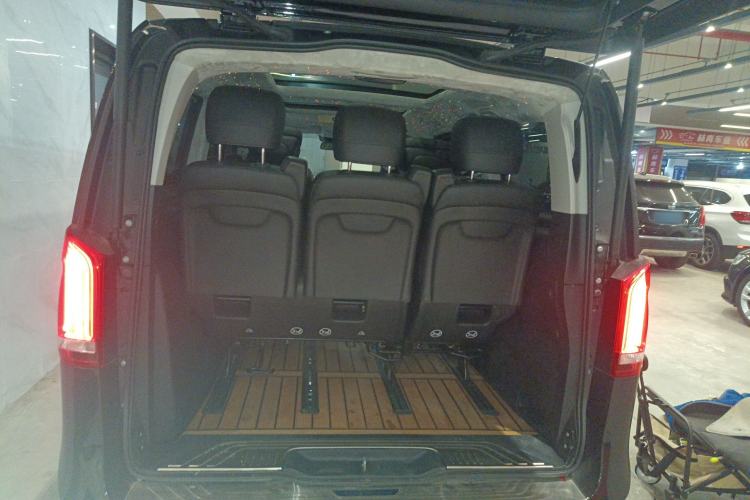 Used Mercedes-Benz V-Class 2020 V 260 Avantgarde Edition