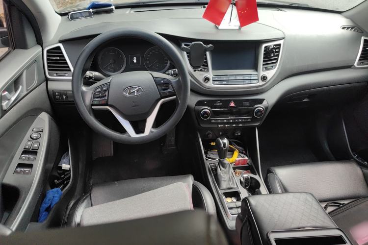 Used Hyundai Tucson 2015 1.6T Dual-Clutch Two-Wheel-Drive Smart Model