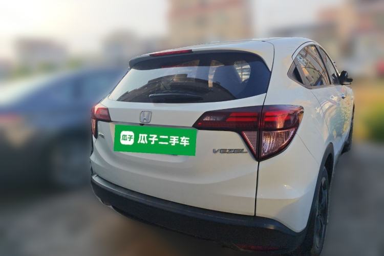 Used Honda Vezel 2017 1.8L CVT Front-Wheel Drive Pioneer Edition
