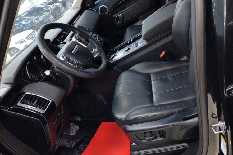 Used Land Rover Discovery 2018 3.0 SC V6 SE