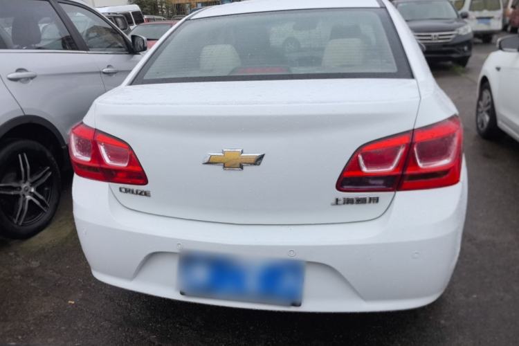 Used Chevrolet Cruze 2015 1.5L Classic SL MT Rear