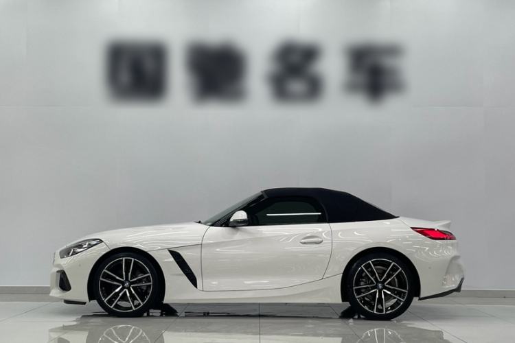 Used BMW Z4 2019 sDrive 25i M Sport Package Exterior 4