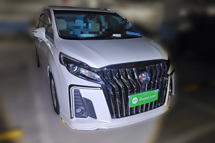 Used Buick GL8 2018 ES 28T Comfort Model China VI Standard Front Right 45 Deg