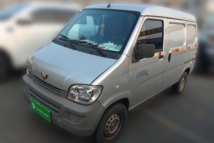 Used Wuling Zhiguang 2020 1.2L Van Utility Model China VI Emission Standard 2 Seats LSI