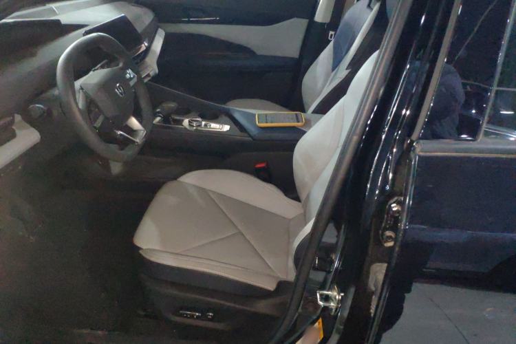 Used CHANGAN UNI-V iDD 2023 ZhiDian iDD 1.5T 113km Smart & Fun Version Left Front Seat