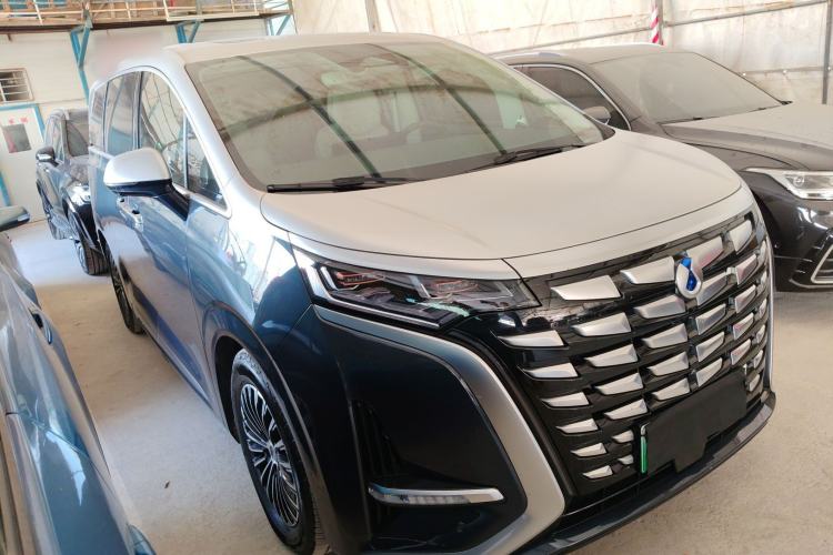 Used Denza D9 2022 DM-i 970 Four-Wheel Drive Flagship Model