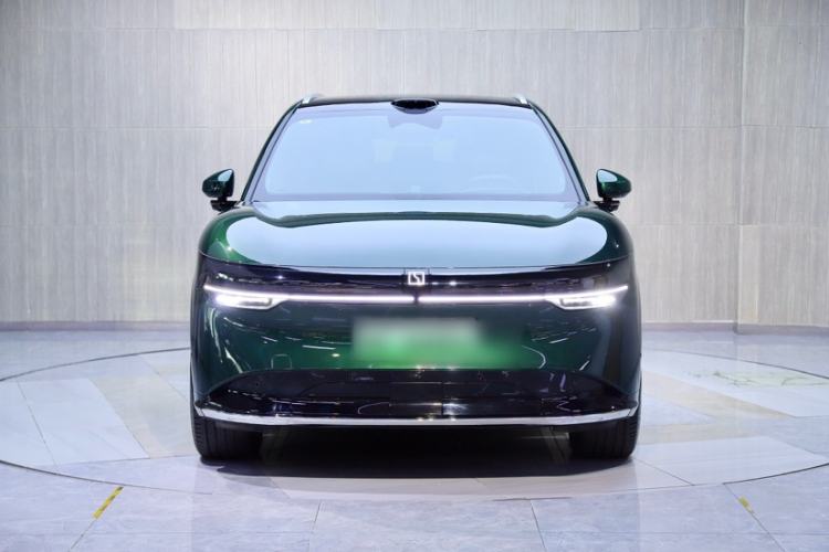 Used Zeekr 7X 2025 100 kWh Long-Range Rear-Wheel Drive with Intelligent Driving Features
