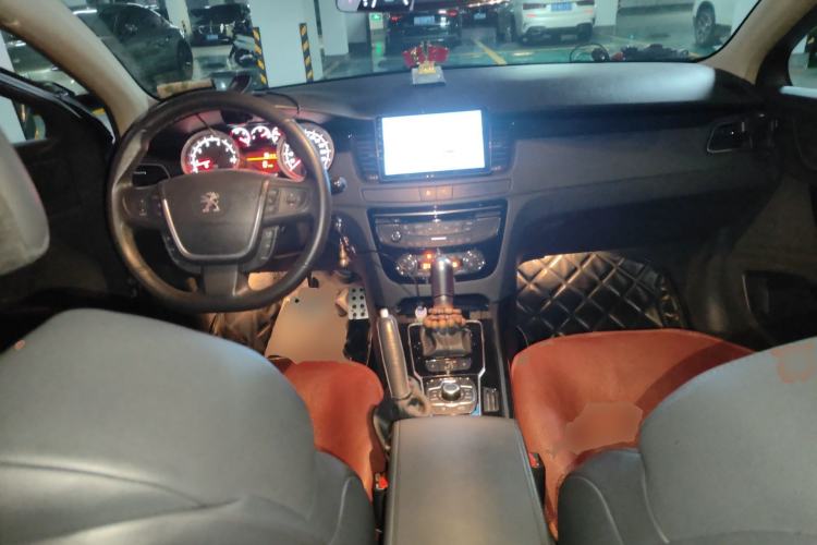 Used Peugeot 508 2012 2.0L Automatic Luxury Edition Center Console